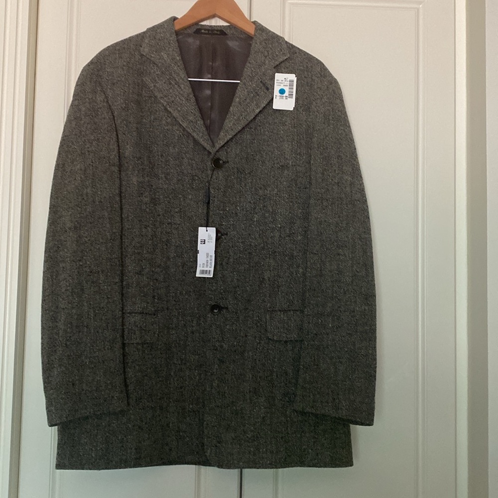 SAKS FIFTH AVENUE BRAND NEW BLAZER .